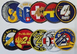 Image de Collection de Badges Armée 95 suisse 10 piéces différentes