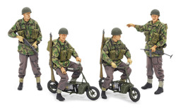 Immagine di Tamiya British Paratroopers & small Motorcycle Set WWII Modellbau Set 1:35 Military Miniature Series No. 337