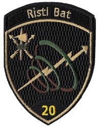 Bild von Ristl Bat 20 schwarz mit Klett Armeeabzeichen